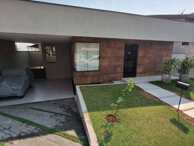 #12585 - Casa em condomínio para Locação em Jacareí - SP - 1