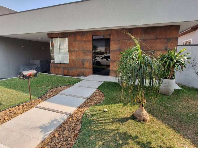 #12585 - Casa em condomínio para Locação em Jacareí - SP - 2