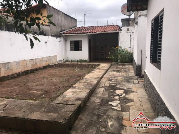 Casa à venda com 3 quartos, 240m² - Foto 17