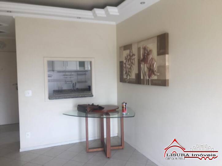 Apartamento à venda com 2 quartos, 68m² - Foto 2