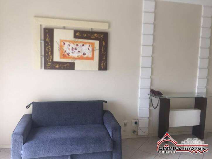 Apartamento à venda com 2 quartos, 68m² - Foto 3