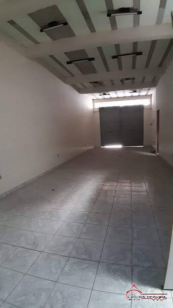 Casa à venda com 2 quartos, 240m² - Foto 3