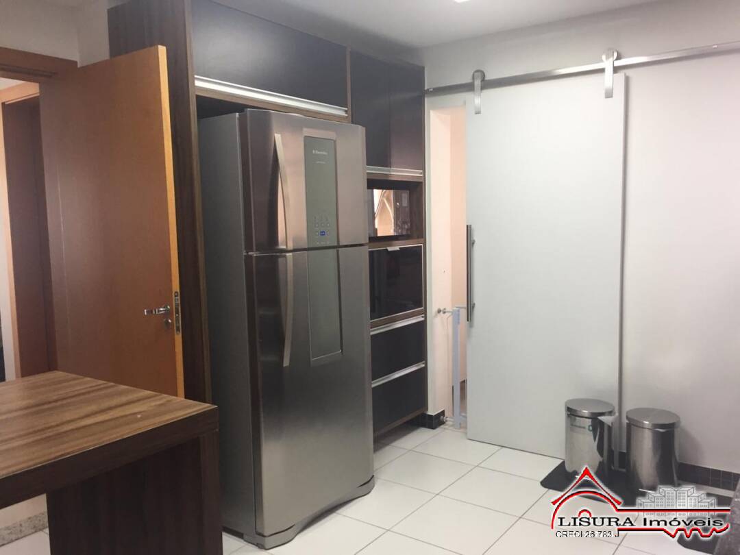 Apartamento à venda com 3 quartos, 176m² - Foto 8