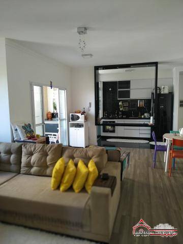 Apartamento à venda com 2 quartos, 79m² - Foto 1