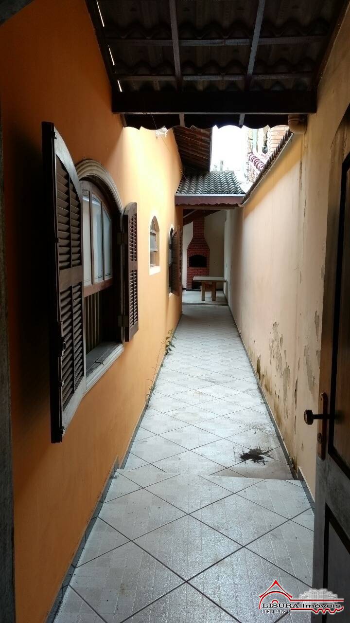 Casa à venda com 4 quartos, 259m² - Foto 14