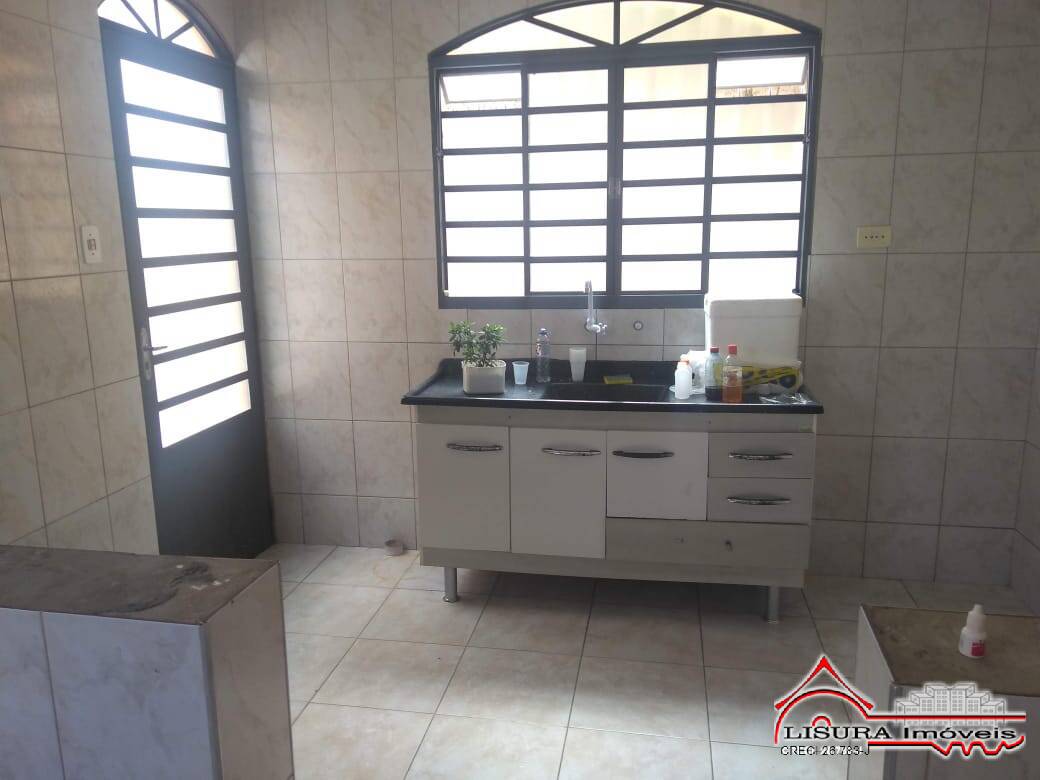 Casa à venda com 3 quartos, 250m² - Foto 10