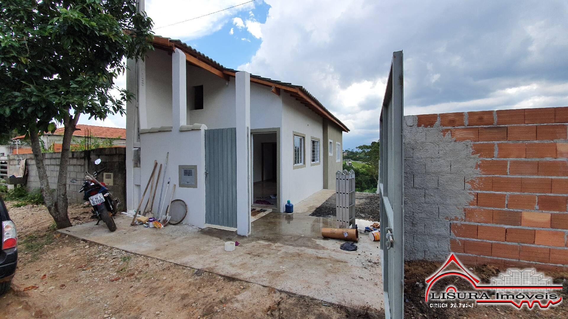 Casa à venda com 2 quartos, 67m² - Foto 2