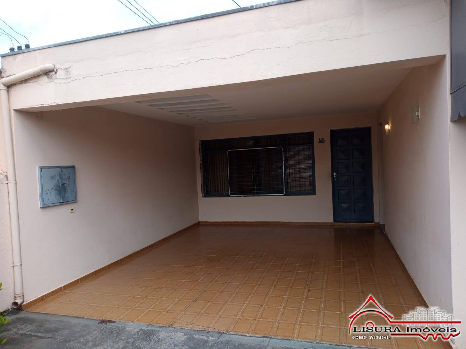 Casa à venda com 2 quartos, 170m² - Foto 2