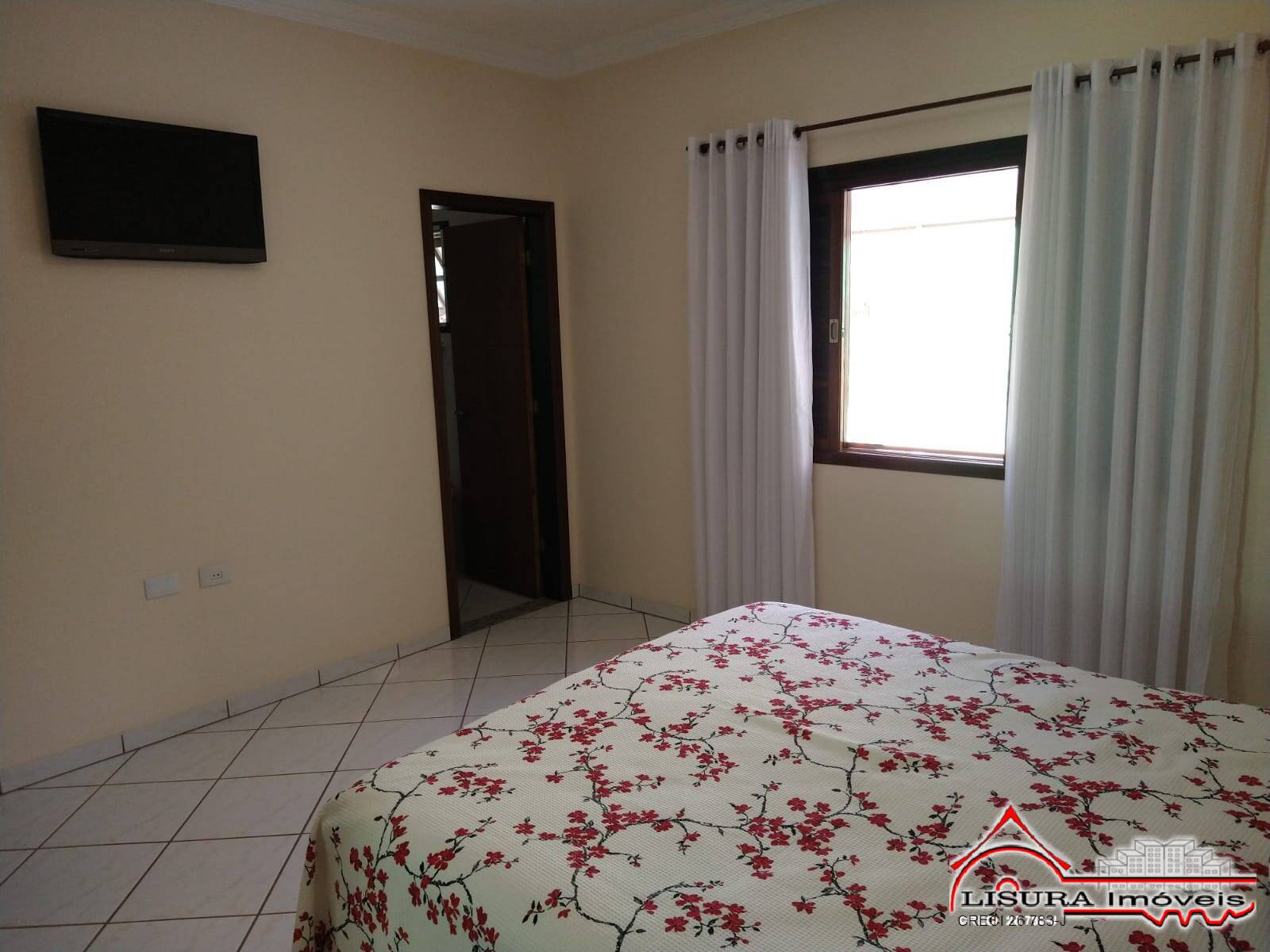 Casa à venda com 3 quartos, 200m² - Foto 13