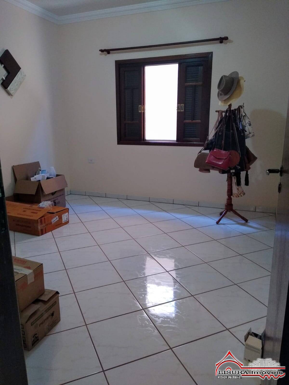 Casa à venda com 3 quartos, 200m² - Foto 12