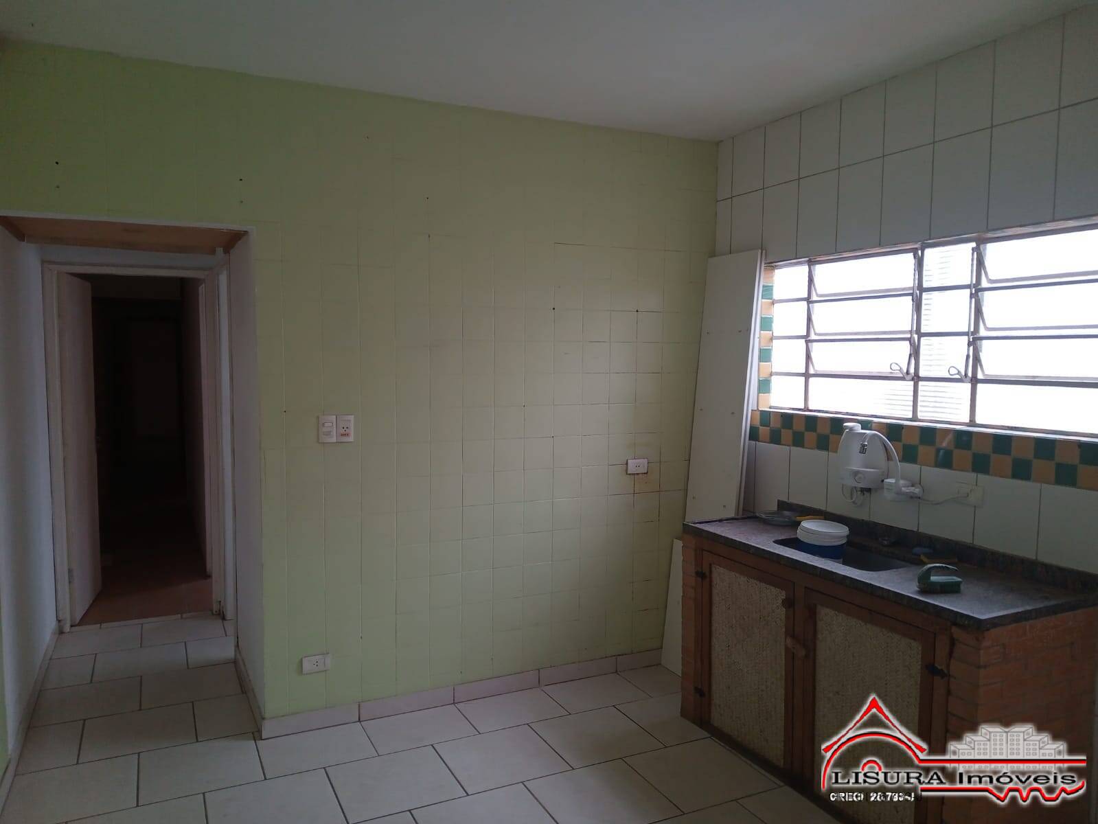 Casa à venda com 3 quartos, 108m² - Foto 3