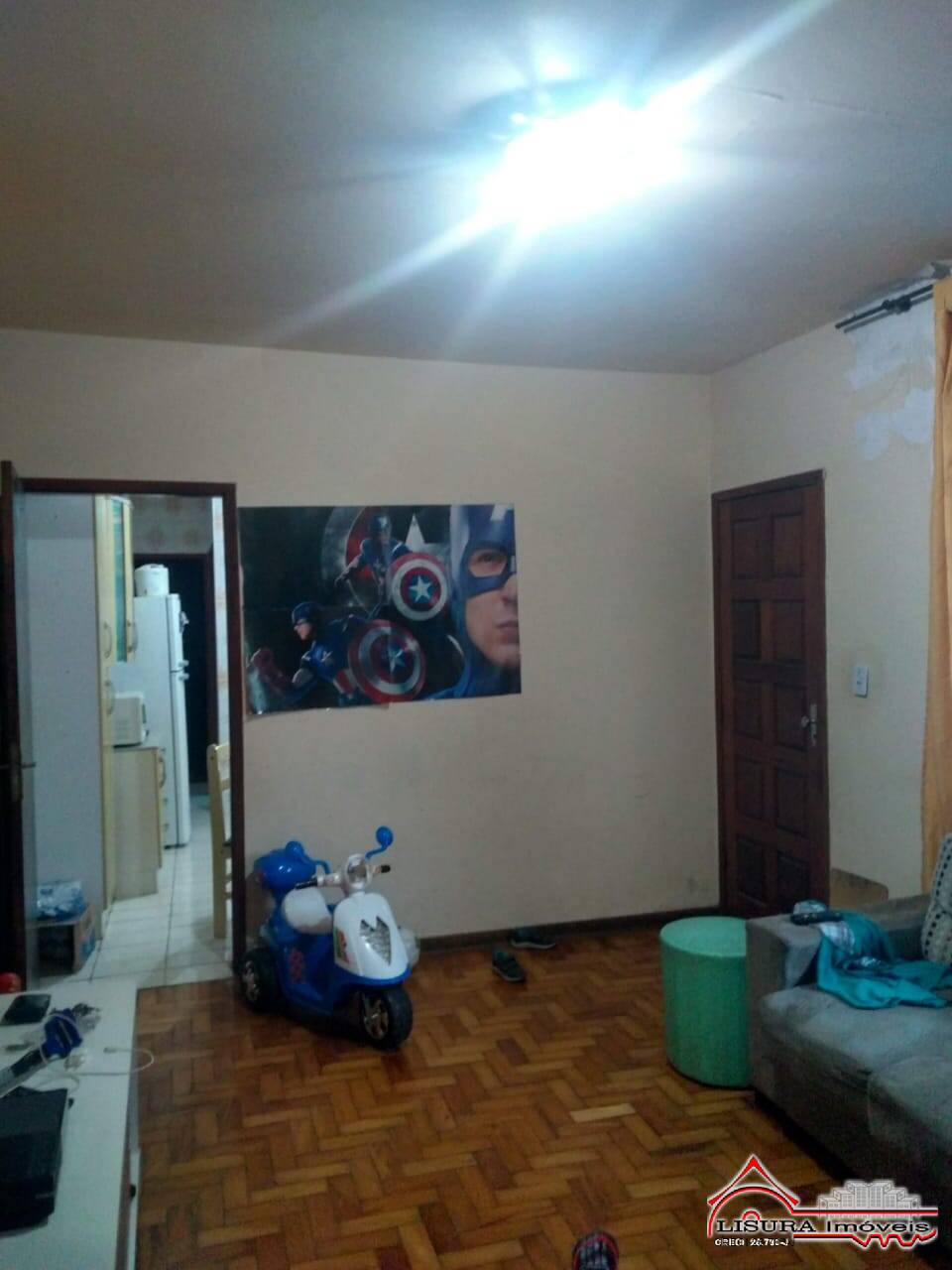 Casa à venda com 3 quartos, 209m² - Foto 3