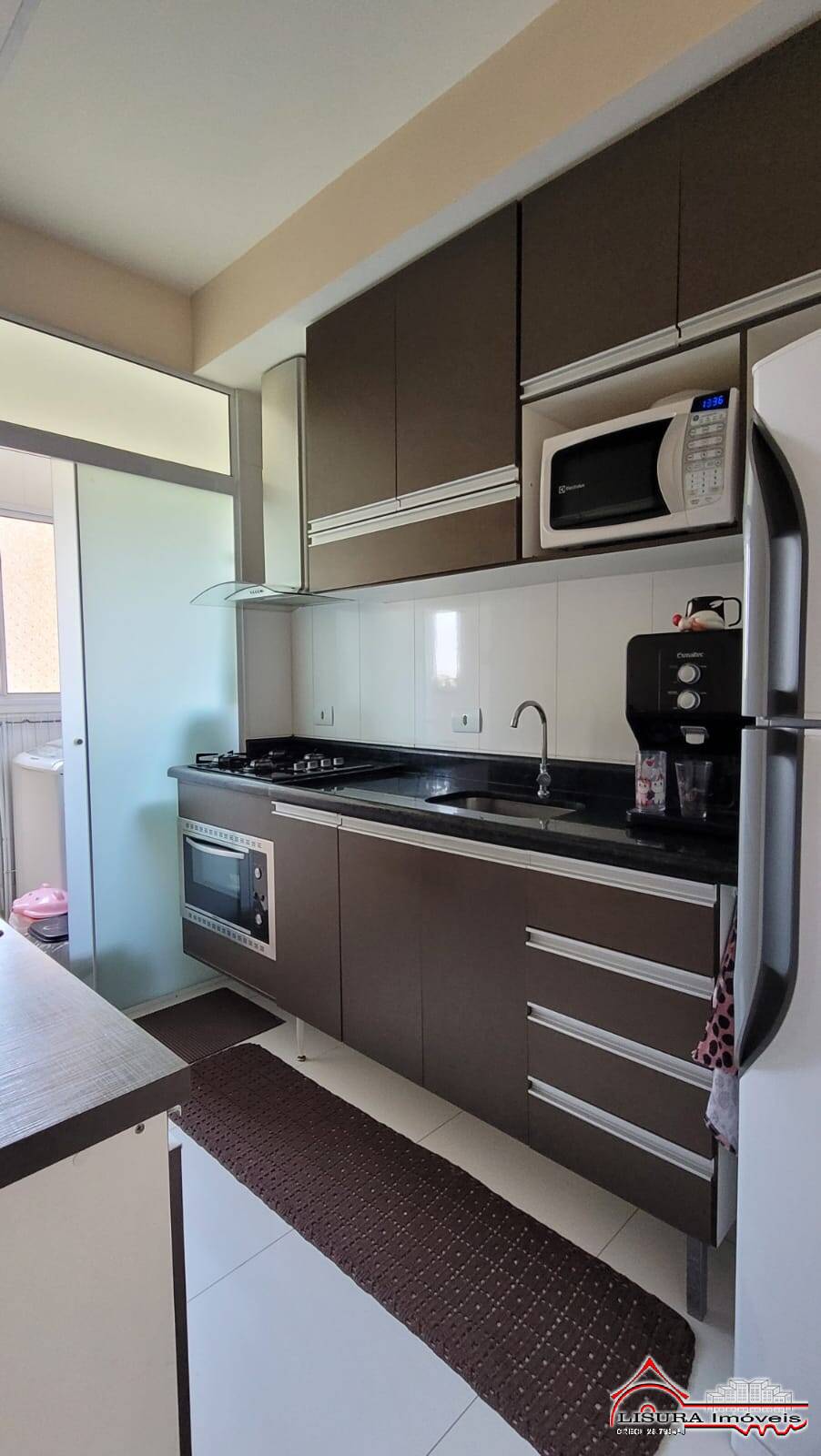 Apartamento à venda com 2 quartos, 64m² - Foto 7