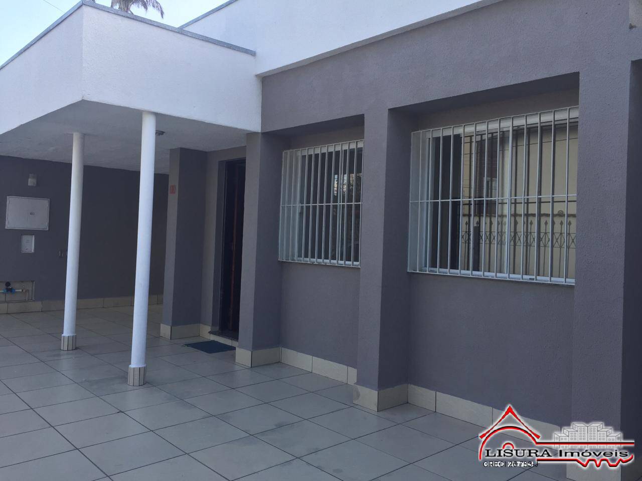 Casa à venda com 3 quartos, 168m² - Foto 2