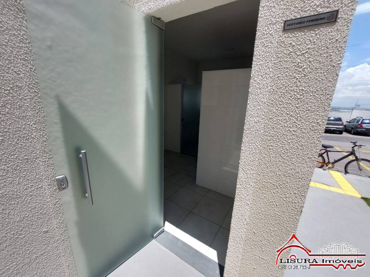 Apartamento à venda com 2 quartos, 39m² - Foto 11