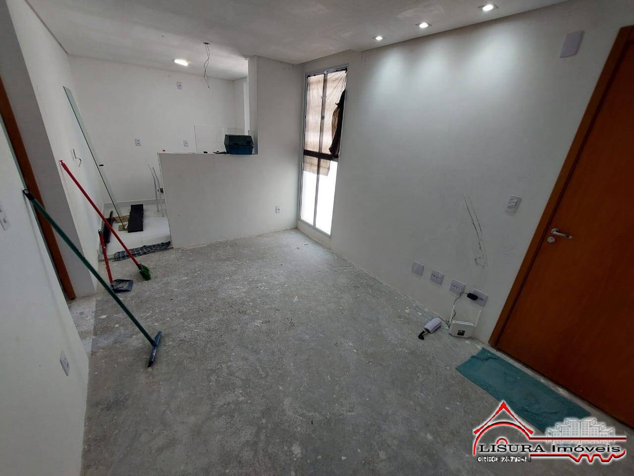 Apartamento à venda com 2 quartos, 39m² - Foto 1