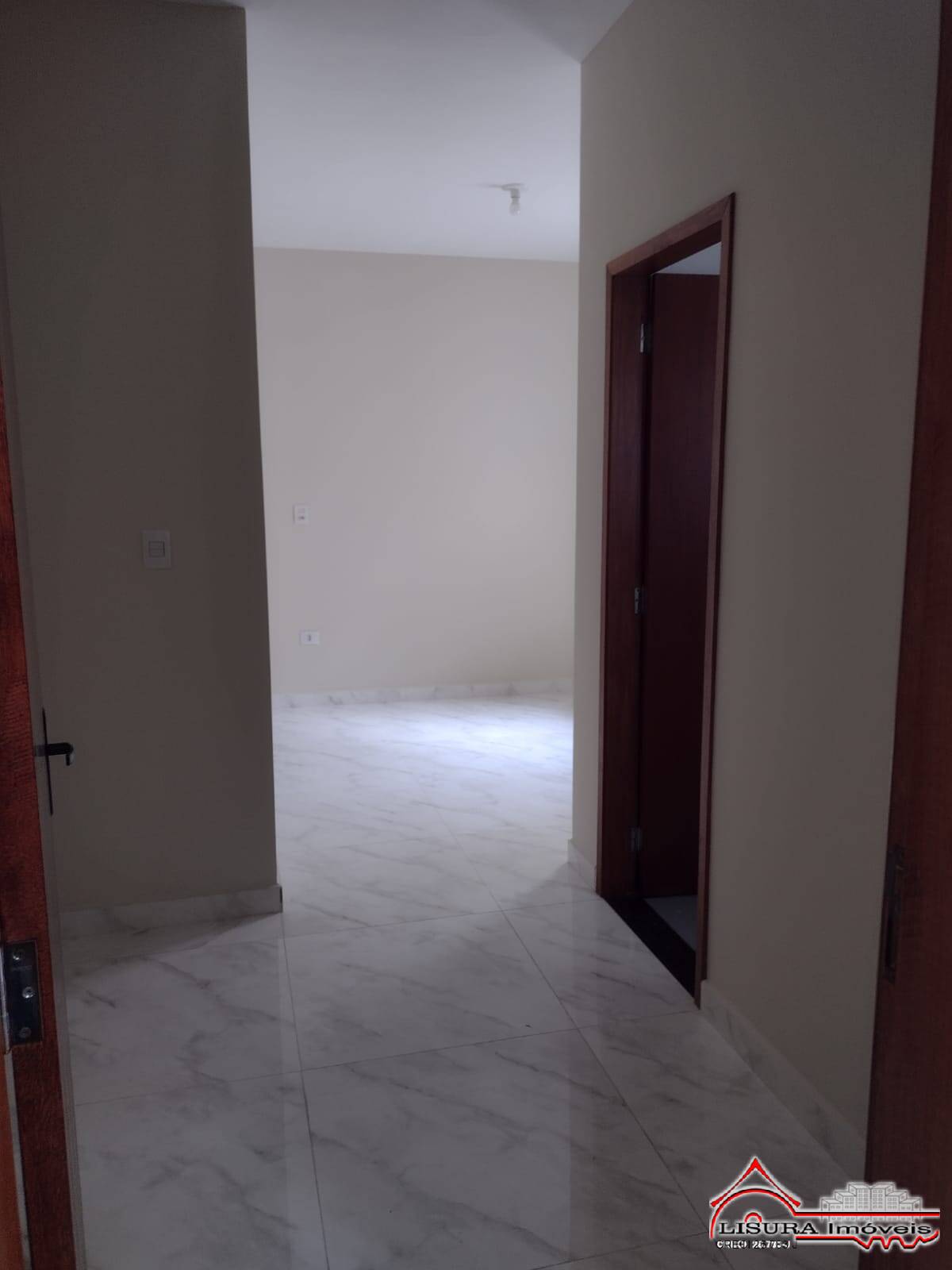 Casa à venda com 3 quartos, 110m² - Foto 11