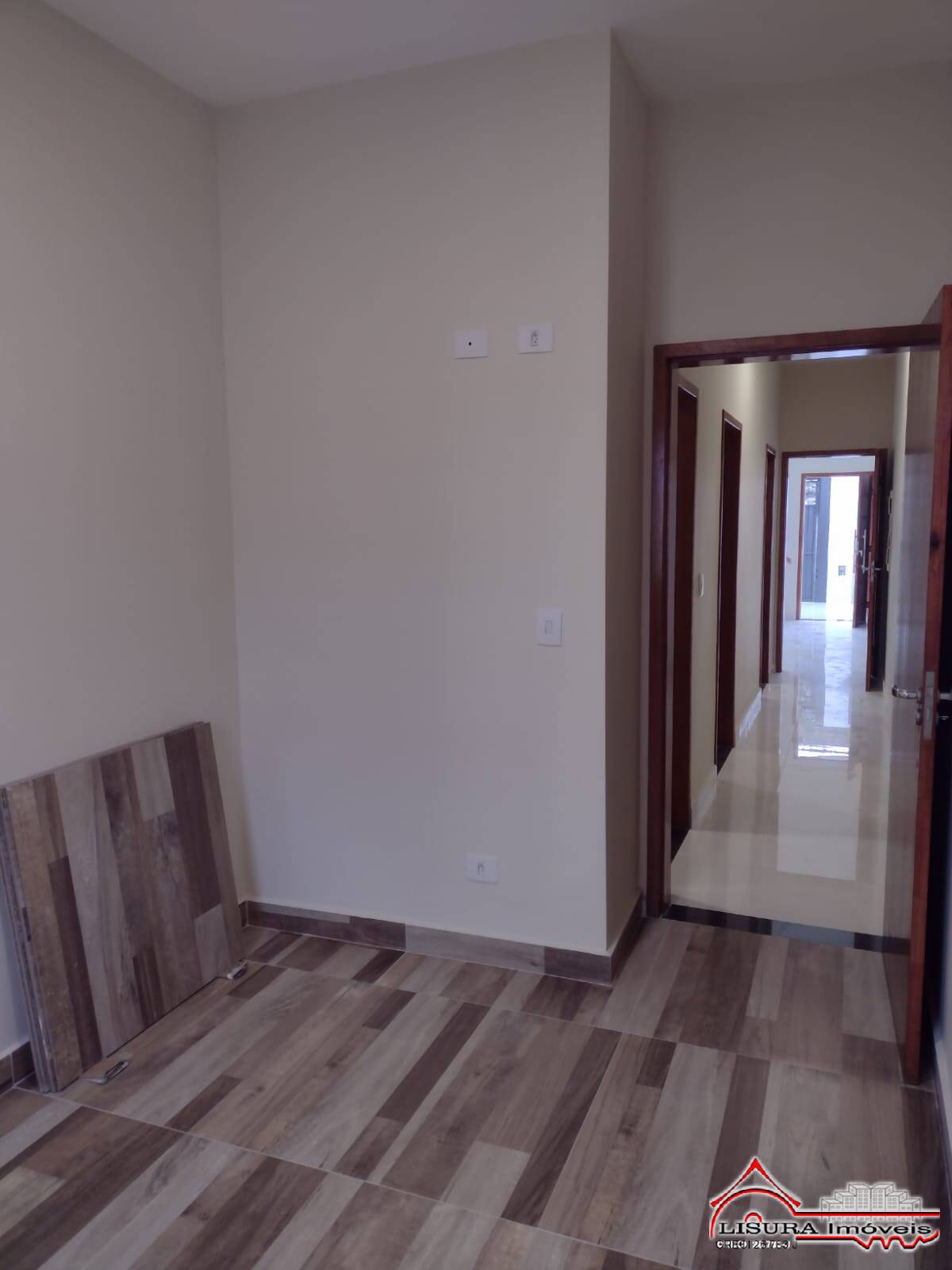 Casa à venda com 3 quartos, 110m² - Foto 4