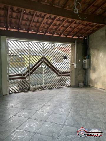 Casa à venda com 2 quartos, 86m² - Foto 1