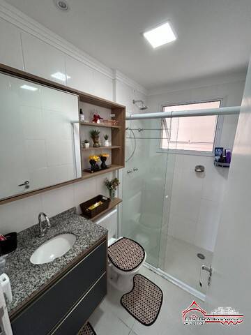 Apartamento à venda com 2 quartos, 62m² - Foto 12