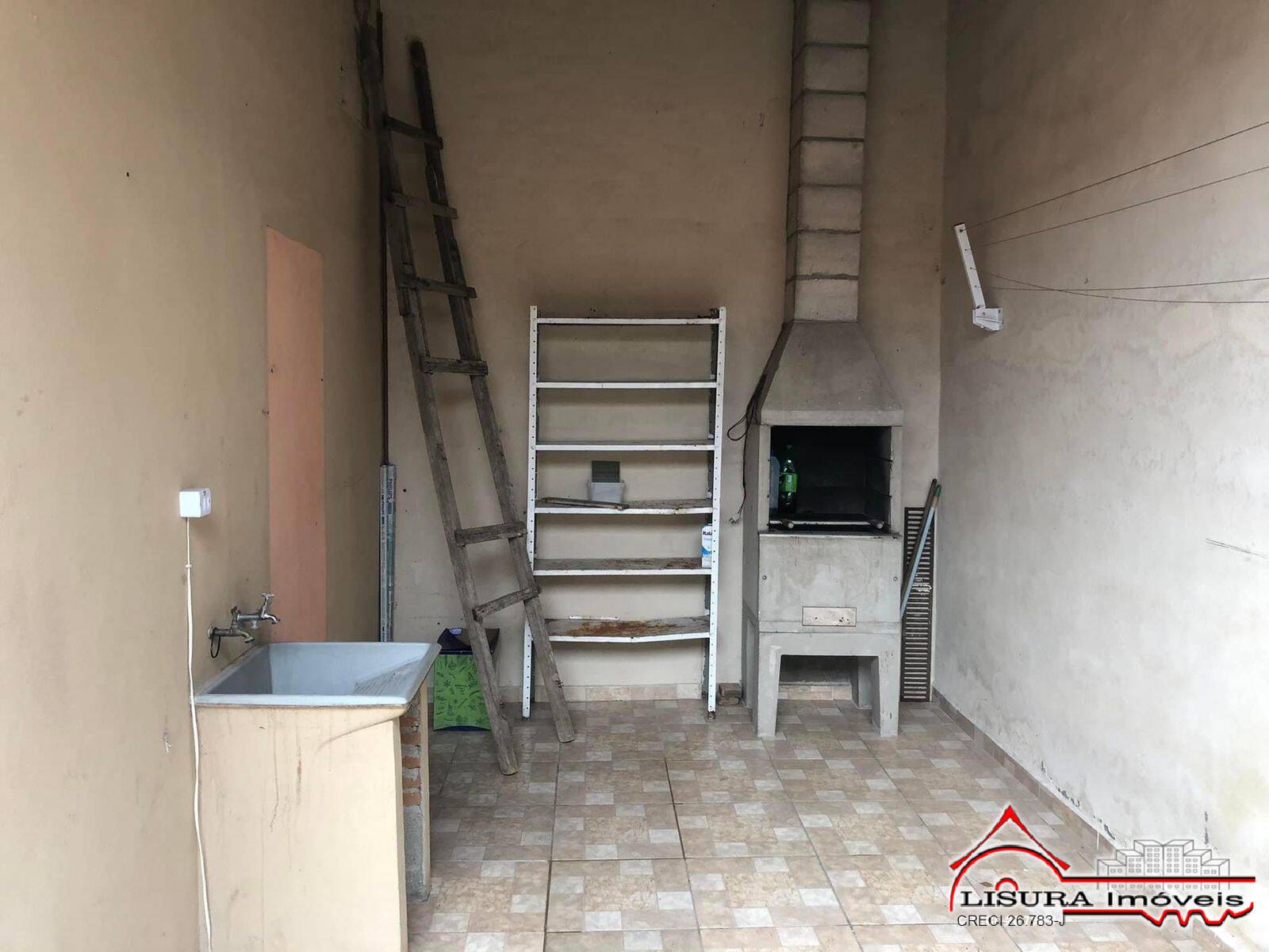 Casa à venda com 2 quartos, 85m² - Foto 9