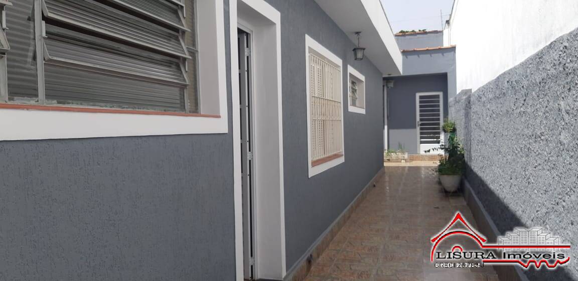 Casa à venda com 4 quartos, 250m² - Foto 24