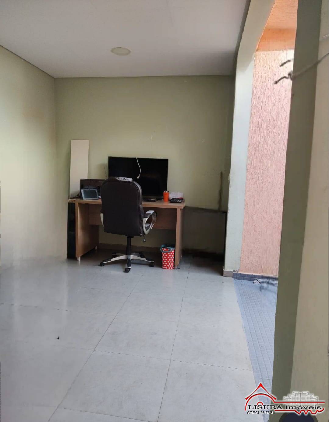 Casa à venda com 3 quartos, 97m² - Foto 4