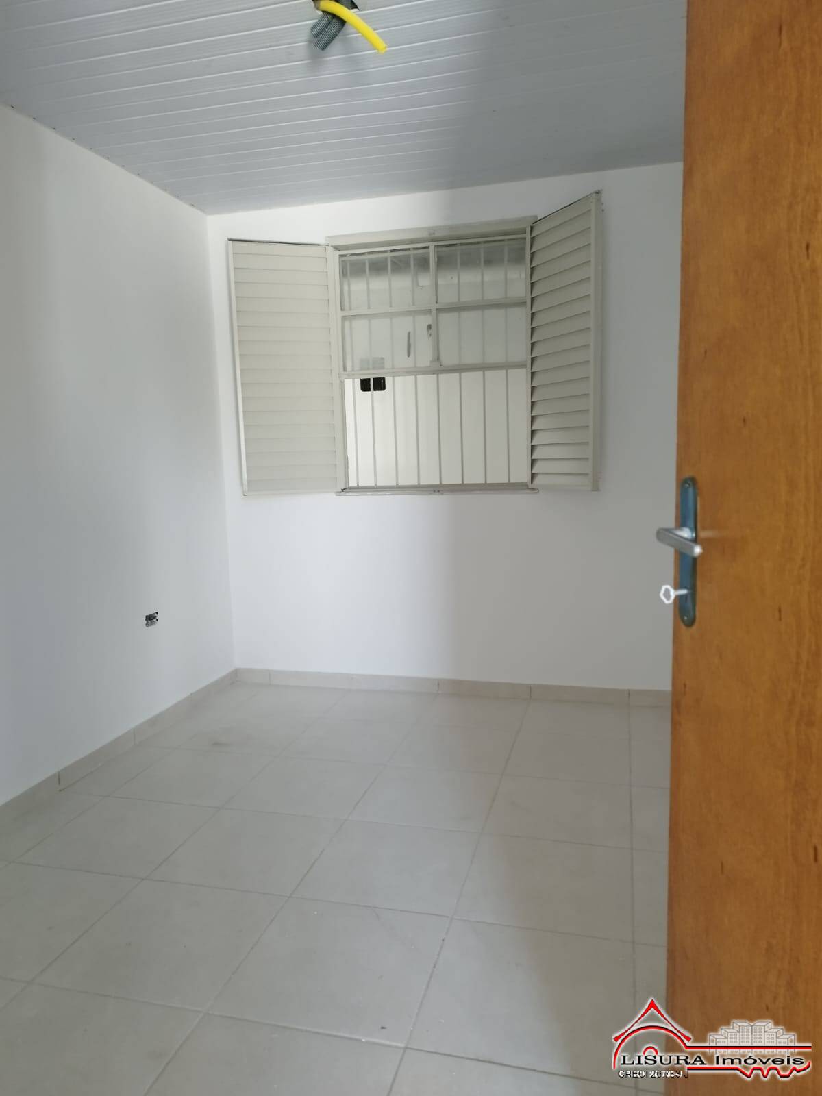 Casa à venda com 3 quartos, 167m² - Foto 8