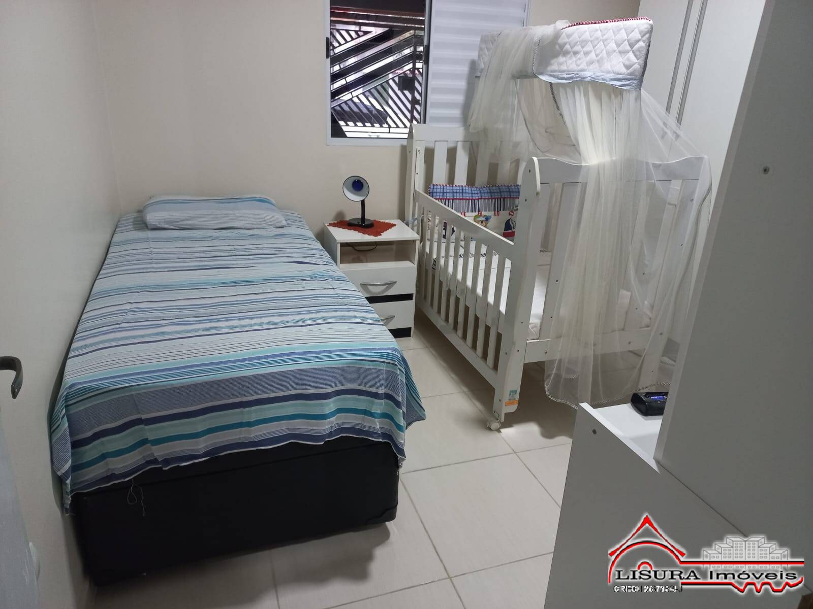 Casa à venda com 2 quartos, 1m² - Foto 4