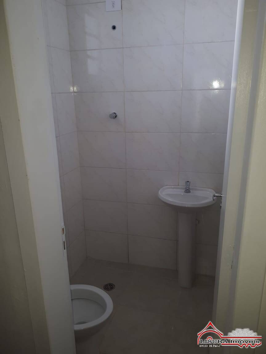 Casa à venda com 2 quartos, 55m² - Foto 12