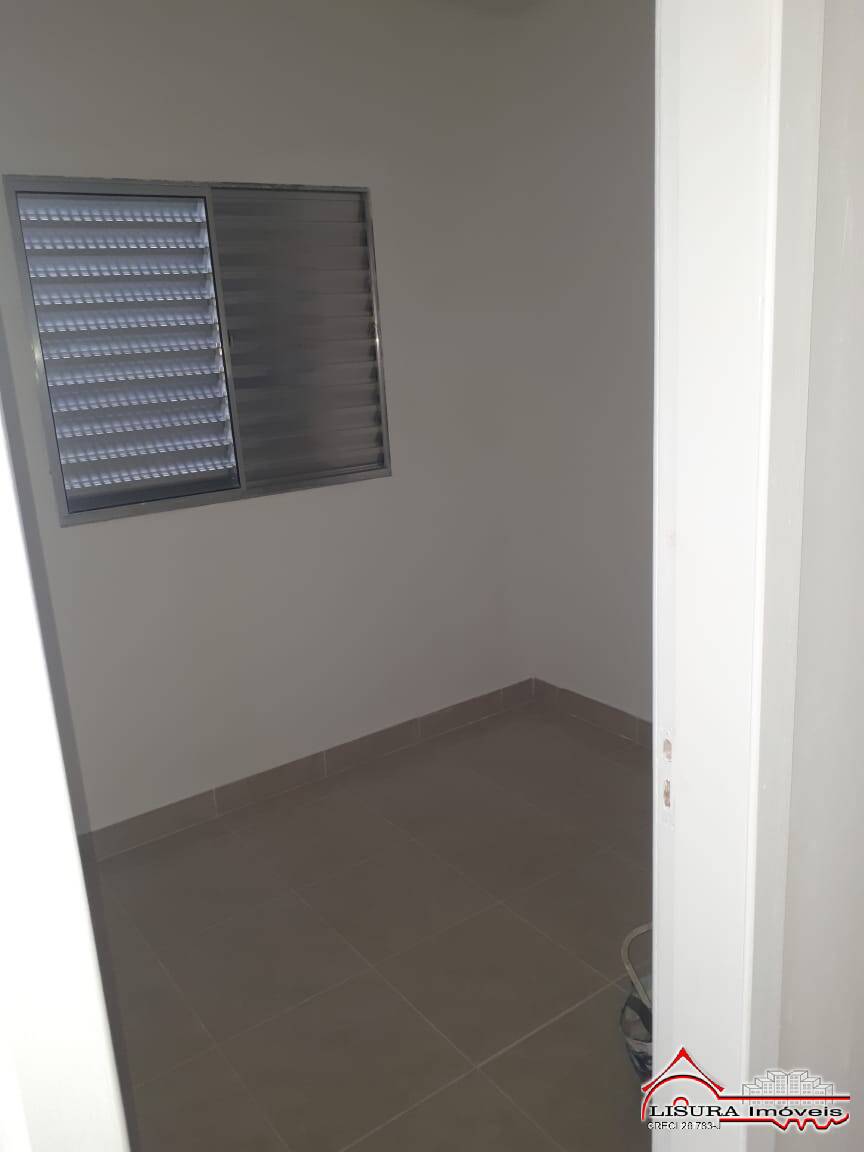 Casa à venda com 2 quartos, 55m² - Foto 8