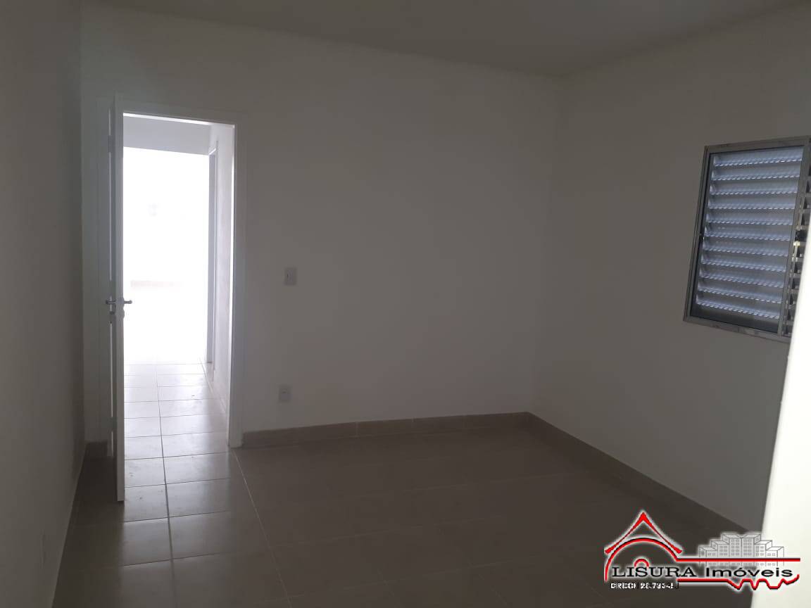 Casa à venda com 2 quartos, 55m² - Foto 6