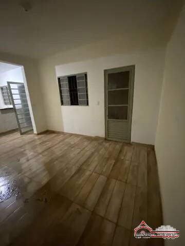 Casa à venda com 1 quarto - Foto 1