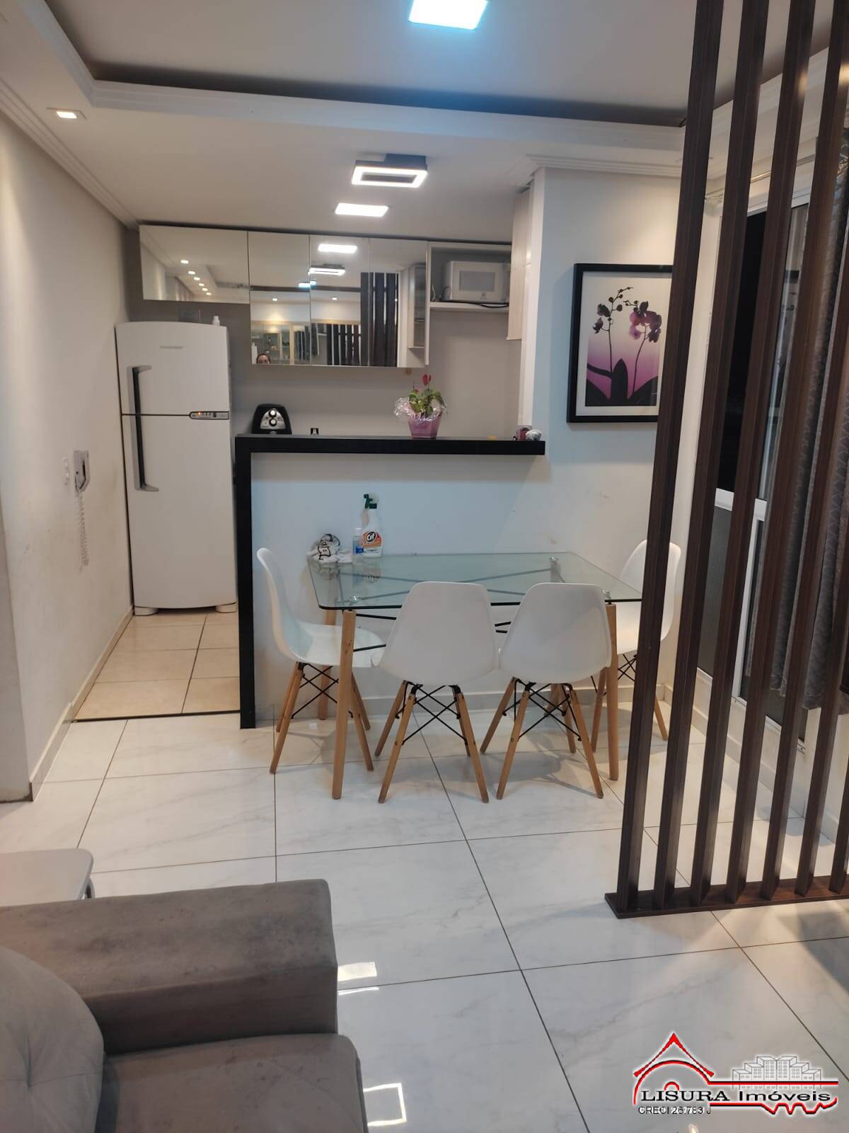 Apartamento à venda com 2 quartos, 45m² - Foto 2