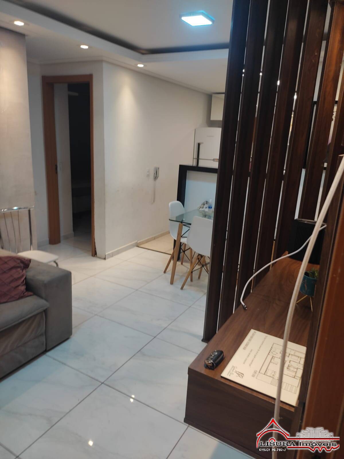 Apartamento à venda com 2 quartos, 45m² - Foto 3