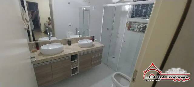 Casa à venda com 2 quartos, 60m² - Foto 14