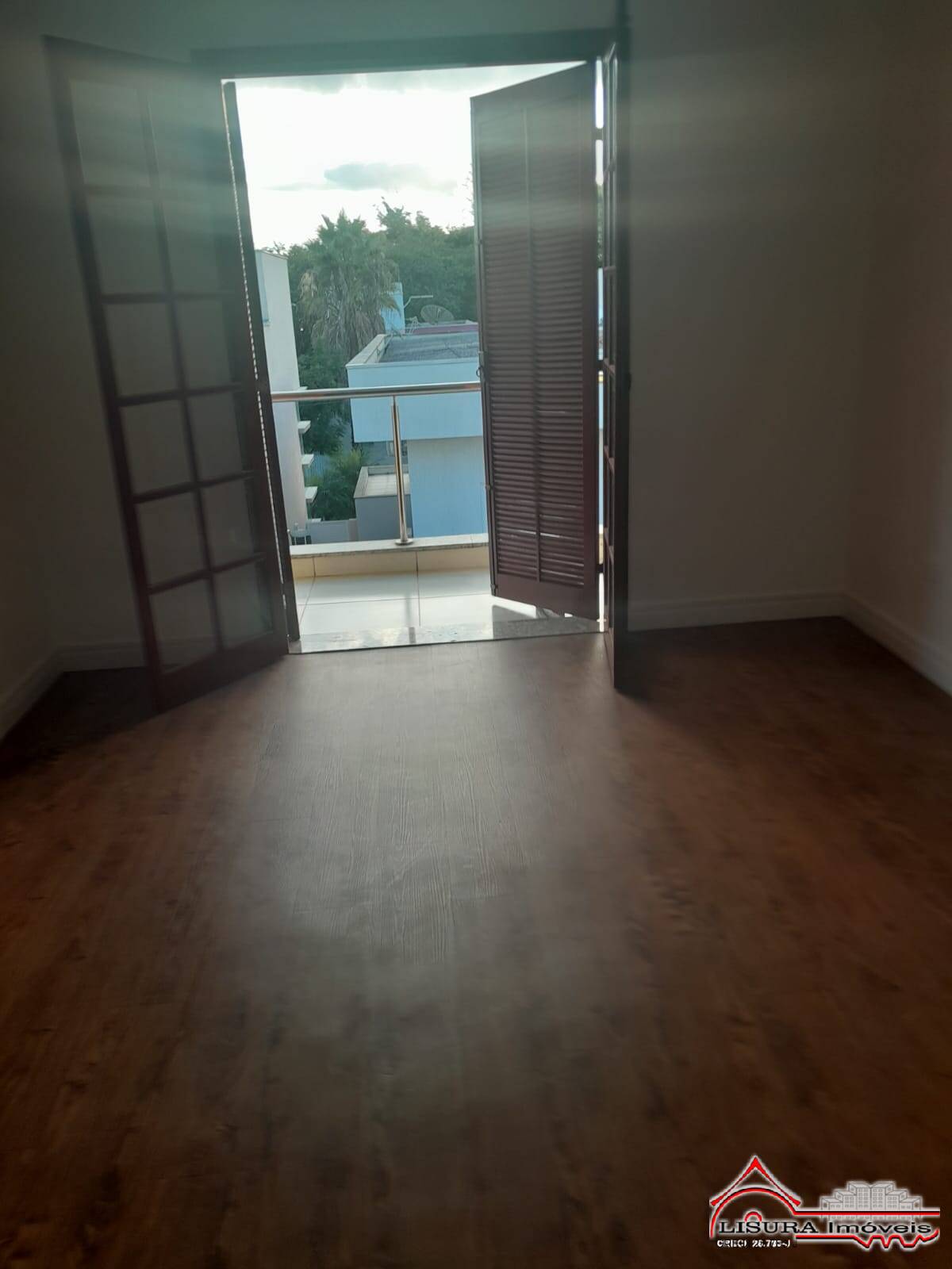 Casa à venda com 3 quartos, 250m² - Foto 15