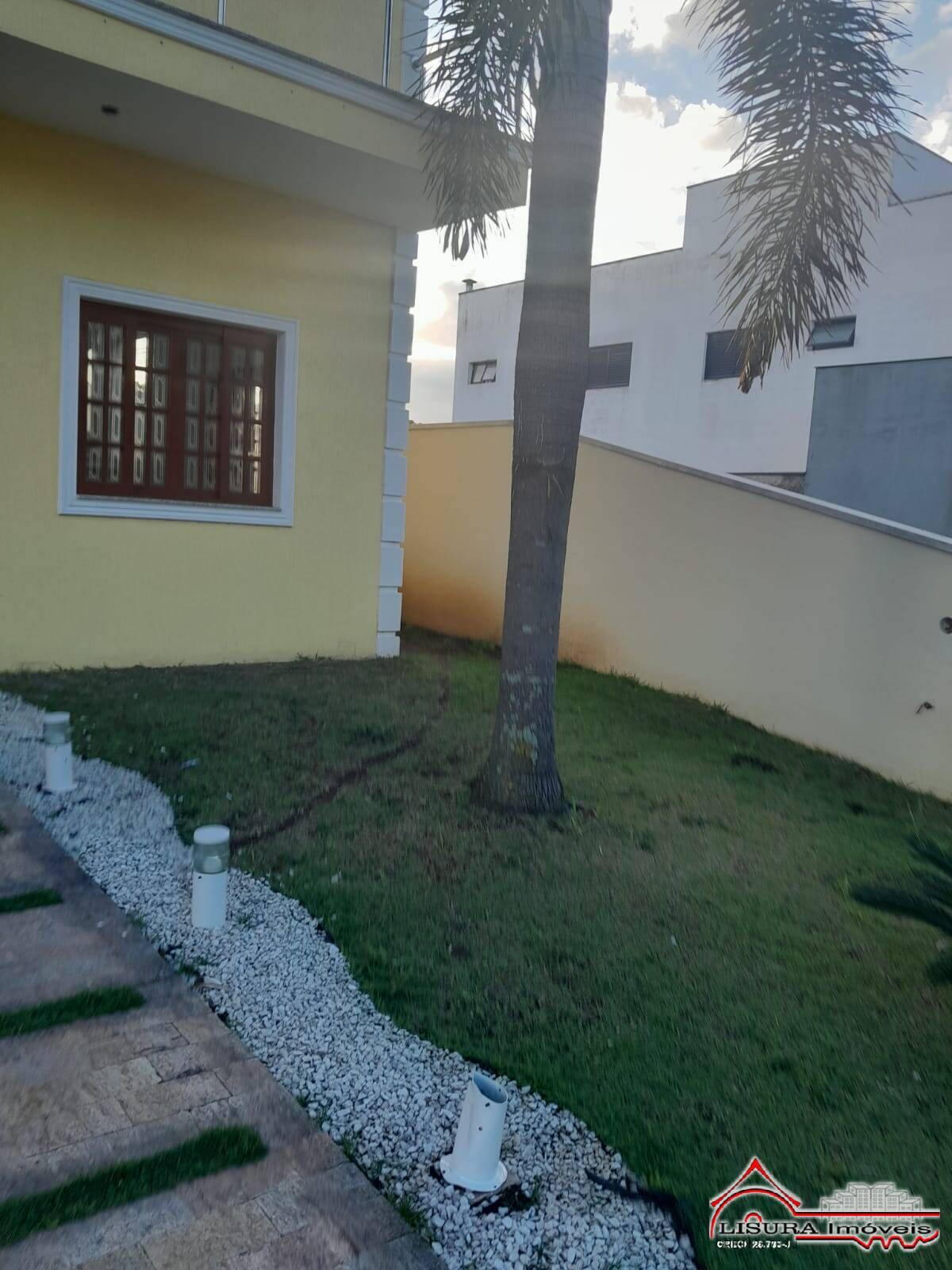 Casa à venda com 3 quartos, 250m² - Foto 60