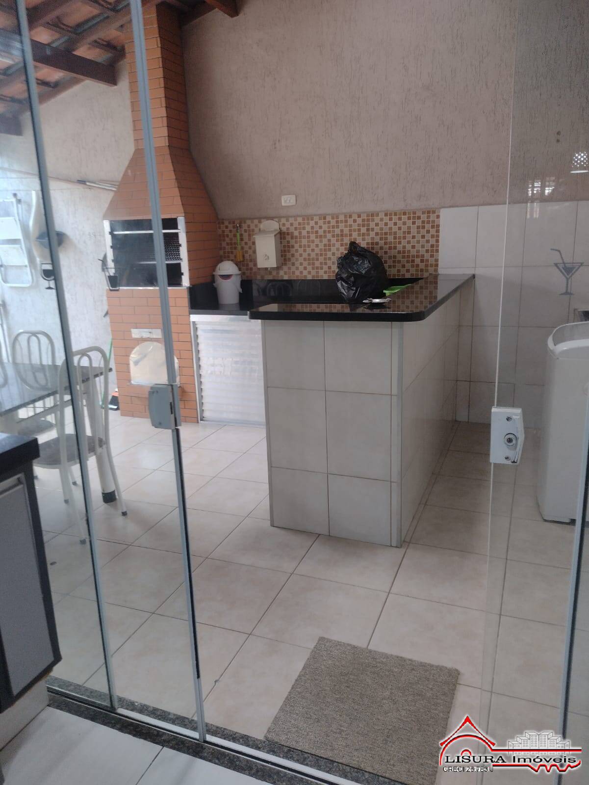 Casa à venda com 2 quartos, 100m² - Foto 9