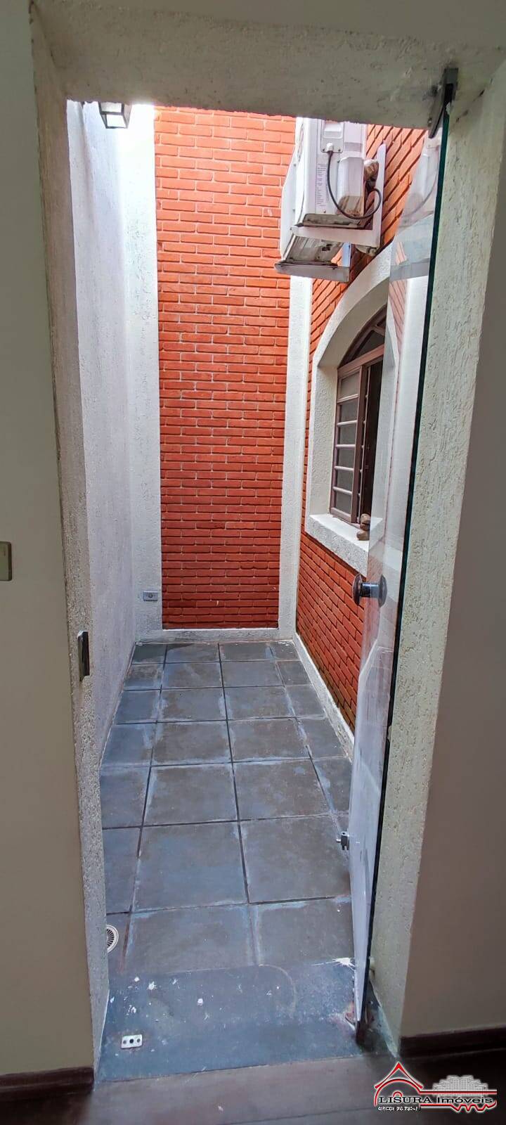 Casa à venda com 3 quartos, 200m² - Foto 15