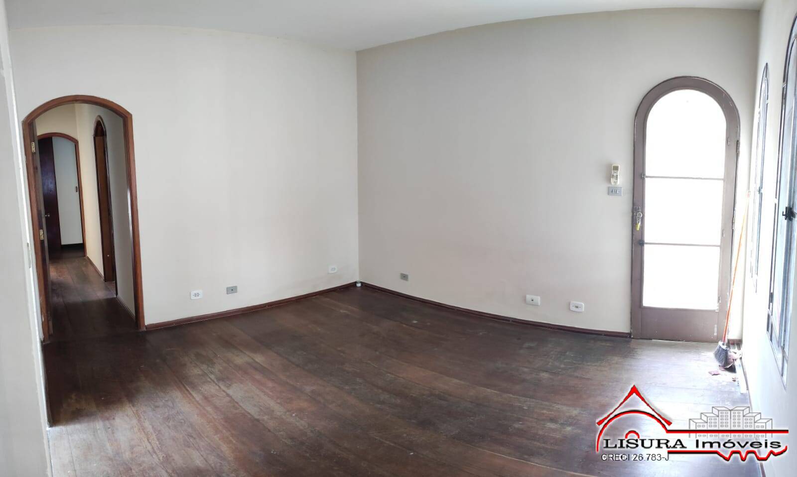 Casa à venda com 3 quartos, 200m² - Foto 5