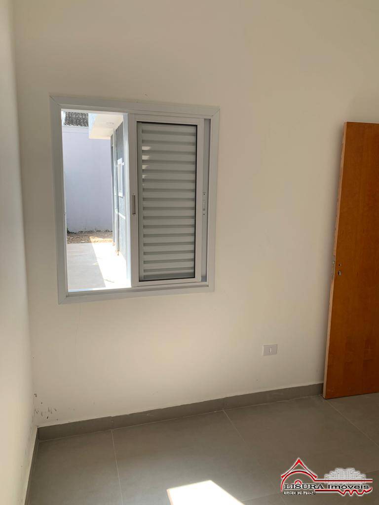 Casa à venda com 3 quartos, 121m² - Foto 12