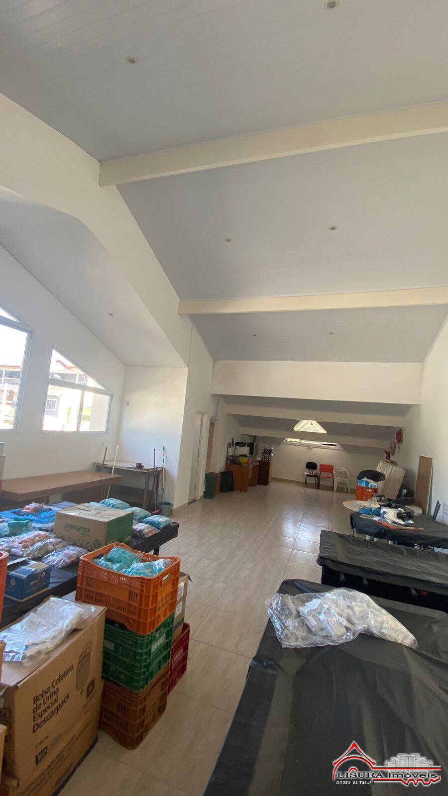 Casa à venda com 3 quartos, 160m² - Foto 7