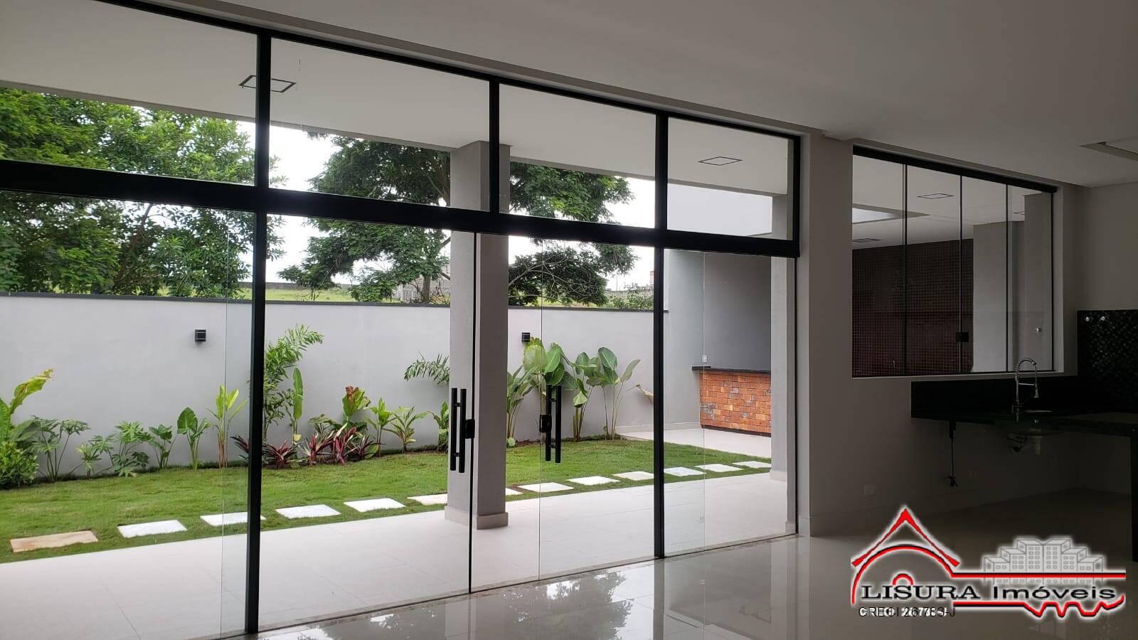 Casa de Condomínio à venda com 3 quartos, 254m² - Foto 6