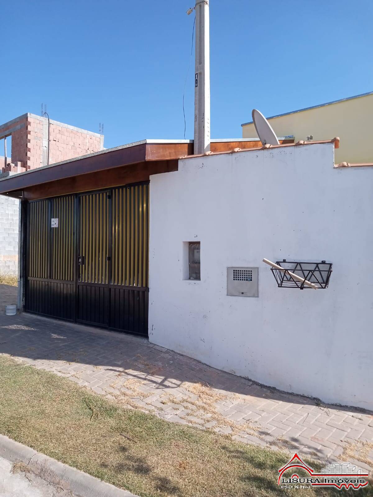 Casa à venda com 3 quartos, 200m² - Foto 3