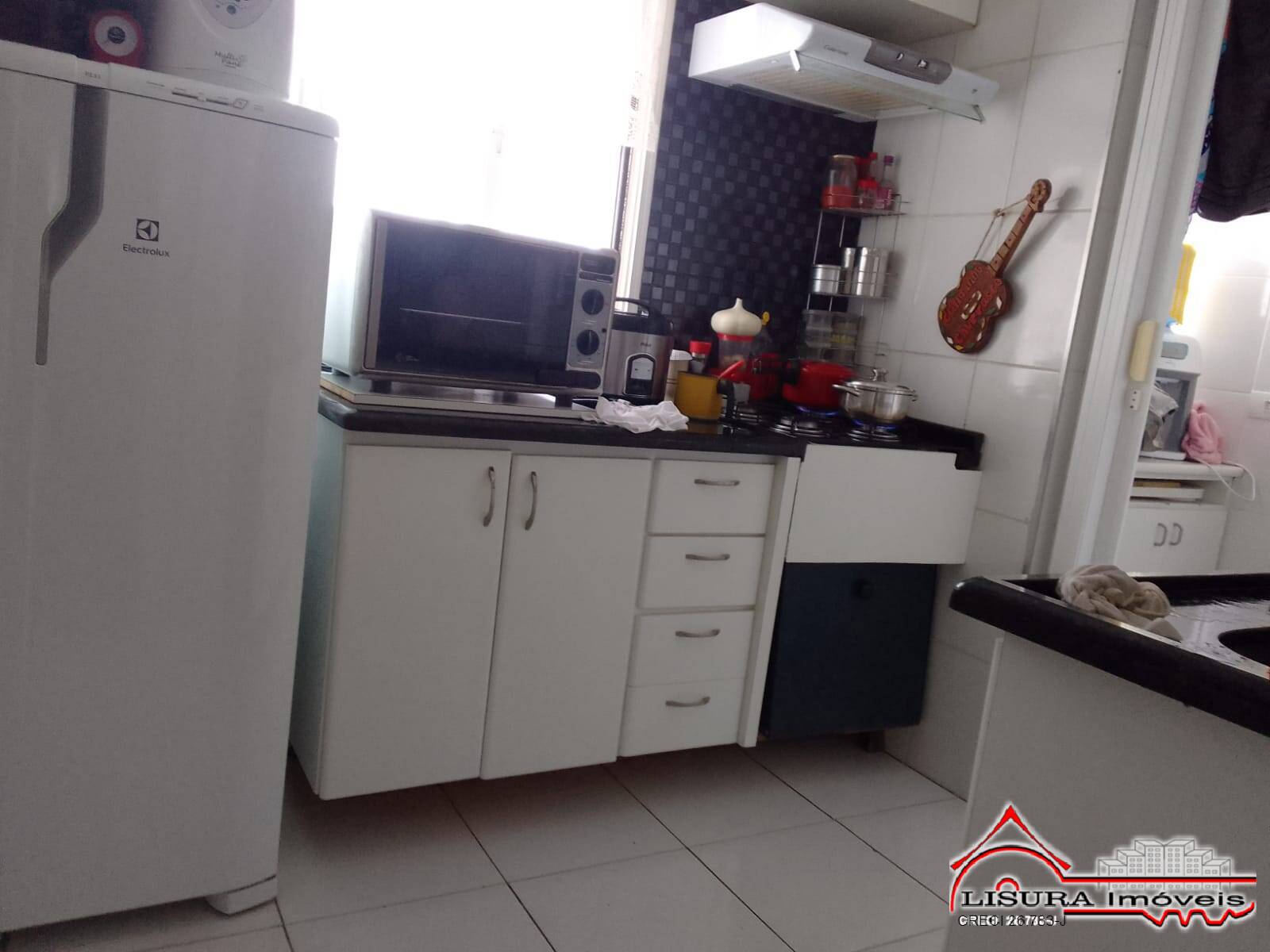 Apartamento à venda com 2 quartos, 61m² - Foto 3