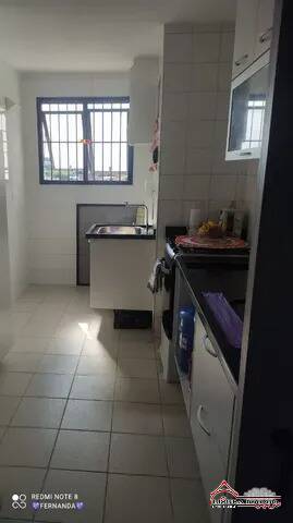 Apartamento à venda com 3 quartos, 80m² - Foto 4