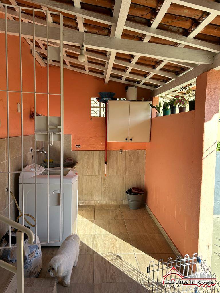 Casa à venda com 4 quartos, 250m² - Foto 27