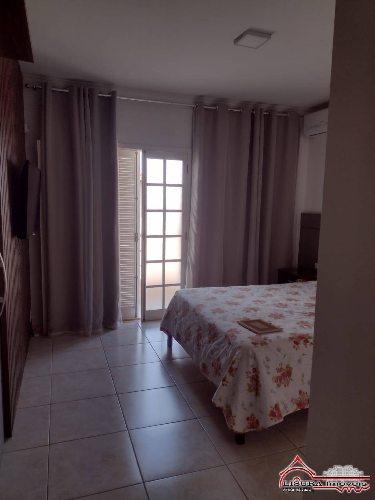 Casa à venda com 3 quartos, 180m² - Foto 18