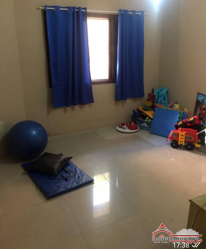 Casa à venda com 2 quartos, 82m² - Foto 7